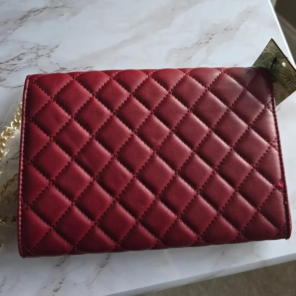 NWT Badgley Mischka Luxe Collection Mulberry Quilt Vegan Convertible Crossbody - Picture 6 of 11